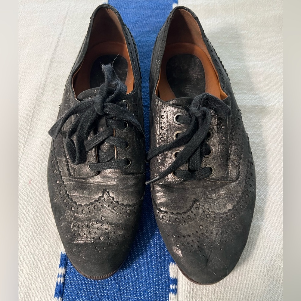 Earthies shoes